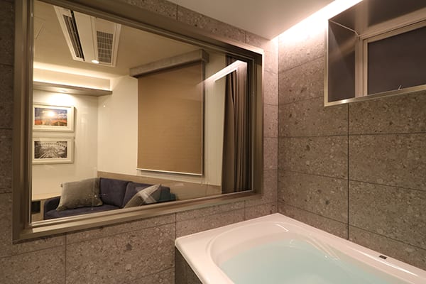 Room 101 thumbnail 3