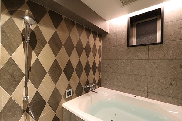 Room 105 thumbnail 4