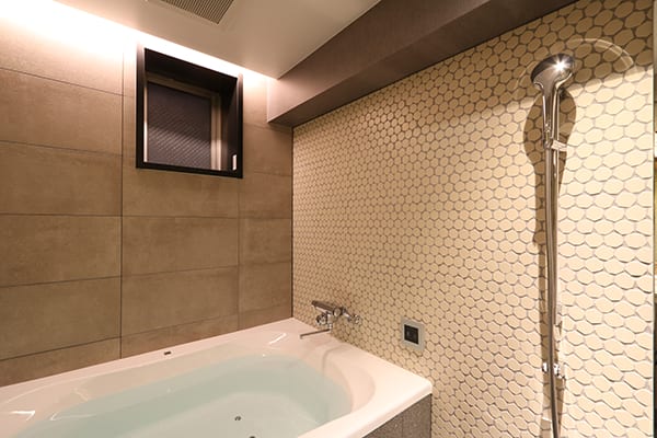 Room 106 thumbnail 4