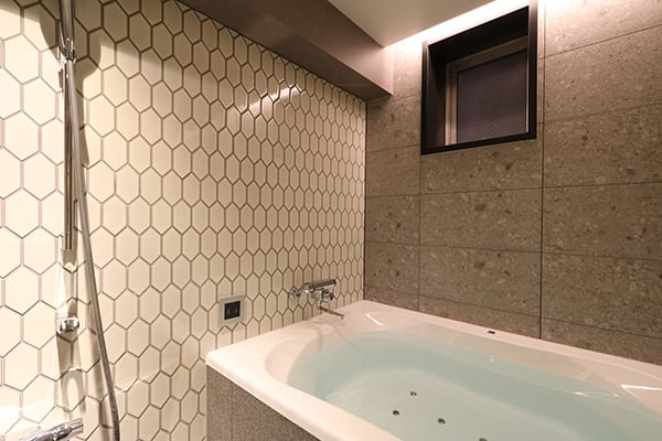 Room 107 thumbnail 4