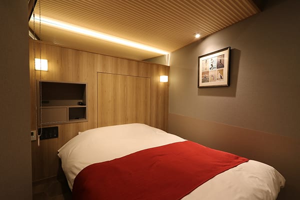 Room 203 thumbnail 2