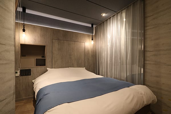 Room 206 thumbnail 2