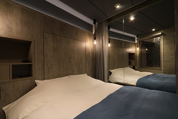 Room 206 thumbnail 3