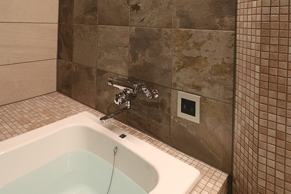 Room 207 thumbnail 4