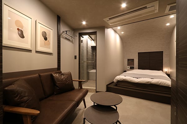 Room 211 thumbnail 2